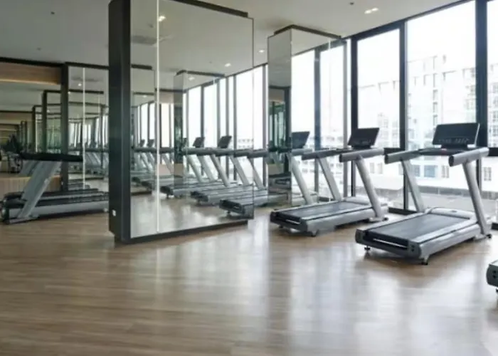Amazing High Floor Luxury
